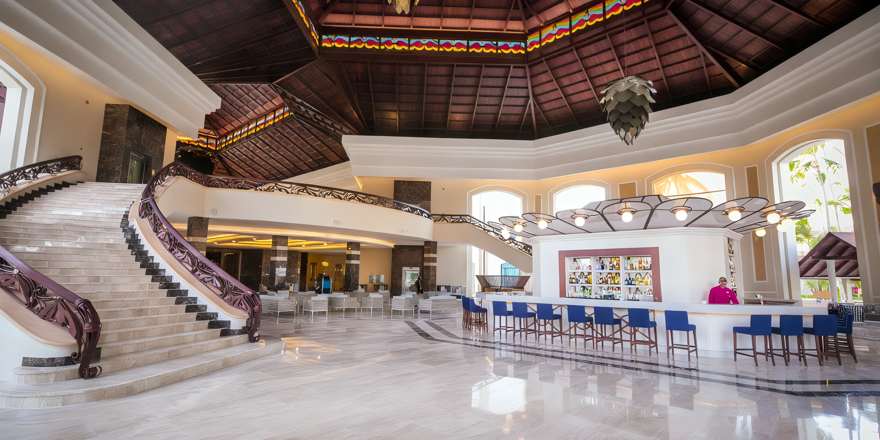 Majestic Mirage Pc Lobby Bar